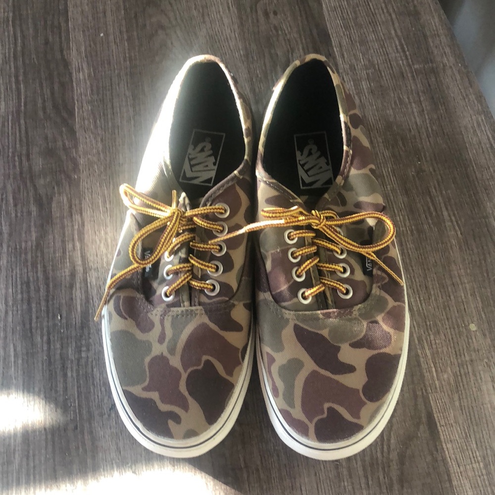 Vans Camo Never worn